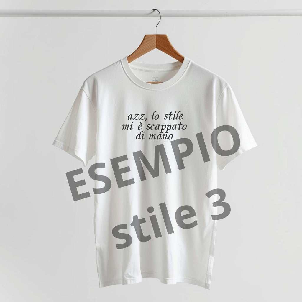 T-shirt unisex in COTONE ORAGNICO con ricamo personalizzato frase