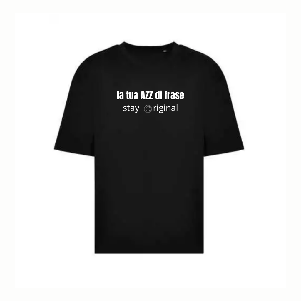 T-shirt oversize con frase personalizzata